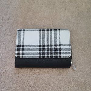 Thirty-One crossbody wallet